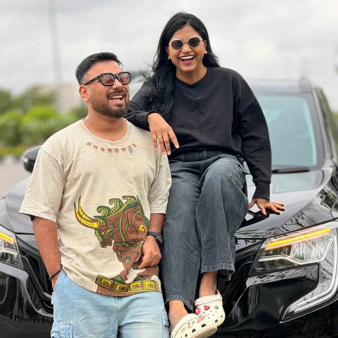K BALAJI & NEETHU | Couple Travellers| Hyderabad 👩❤️👨 🧿