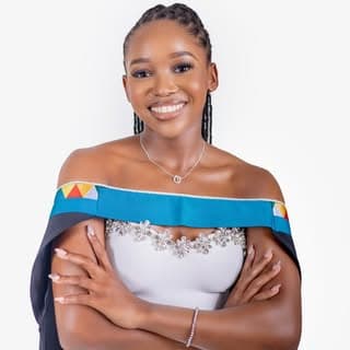 NELLE|CONTENT CREATOR