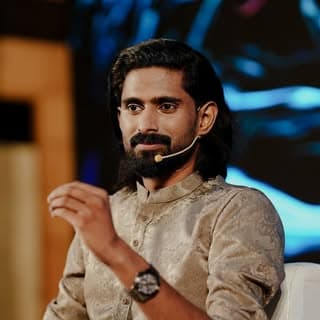 Dr Adnan Hadi