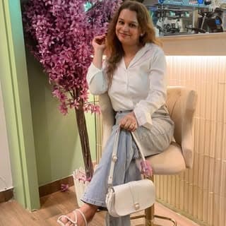 Zaara khan