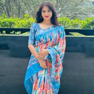 Divya Bhat