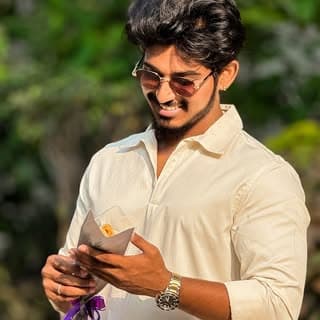 Thushal V