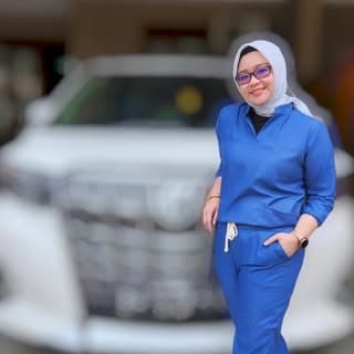 dr.Anggi Mutia,MM