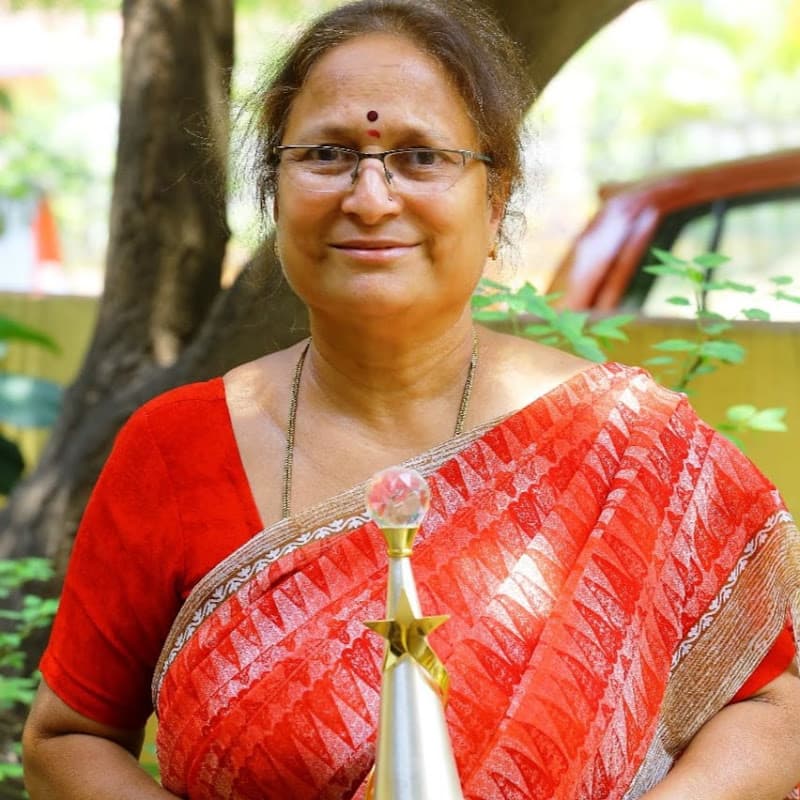 Patnam Lo Palleturu by Pinnaka Padma