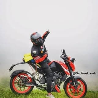 Jestin James