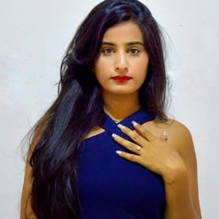 Aarti khatri | Dubai | Model | Content Creator | Travel