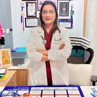 Dr Shakey Bansal | Gynaecologist Mansa