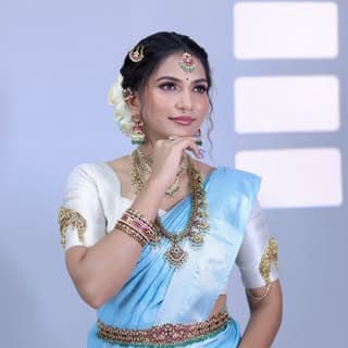 Bridaljewelleryforrental/makeupartist/bridaldesigner