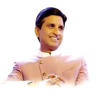 DR. KUMAR VISHWAS