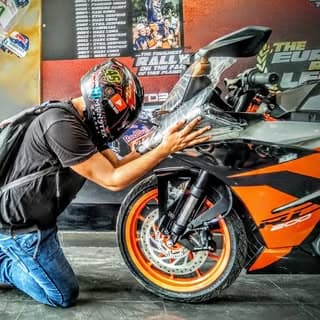 Aamir Raza ( YouTuber)