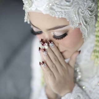 wedding press on nails handmade