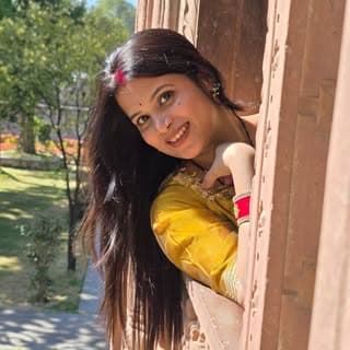 Aakriti Chouhan