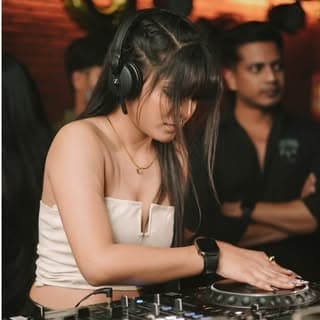 DJ DAISY
