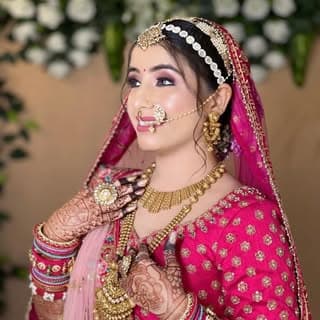 BJ_makeover_studio_&_acedemy