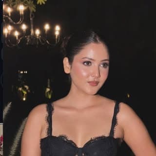 geetika bisht ♡