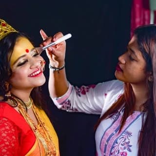 Sangeeta | Makeup| Artist| Hairstylist |Goa.