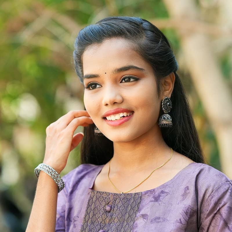 Allari Aarathi