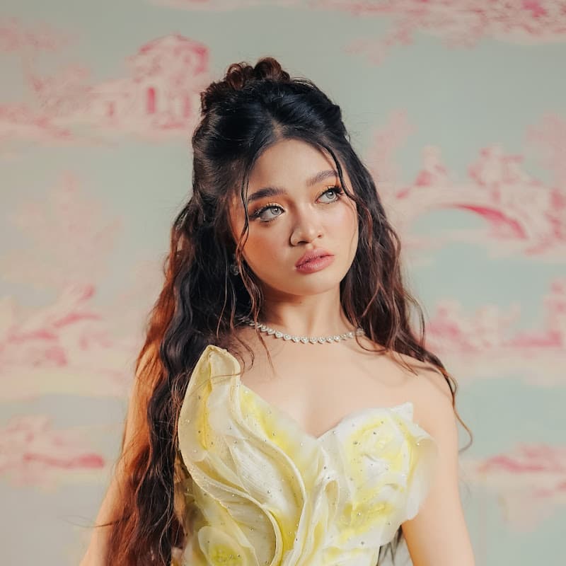 KAYCEE WONDERLAND