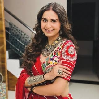 Kinjal Dave Live