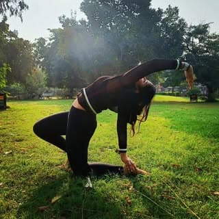 simmi yogini