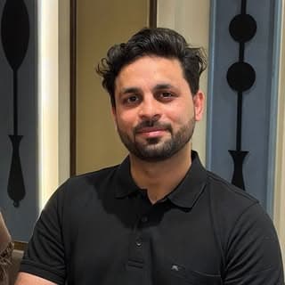 Dr. Aakash Setia