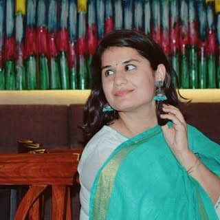RJ Vandita