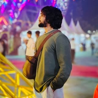 राठौर आशीष सुहाना ❣️👑