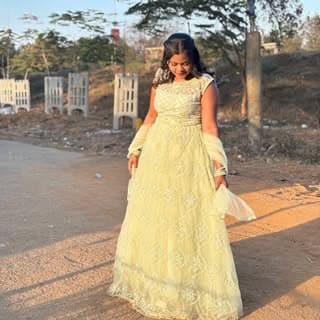 __Stylish queen Barshu__