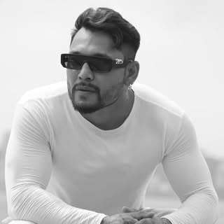 ♕︎SHIVA RAJPUT♕︎