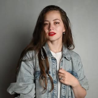 MARINA KHARBANI Russian in India