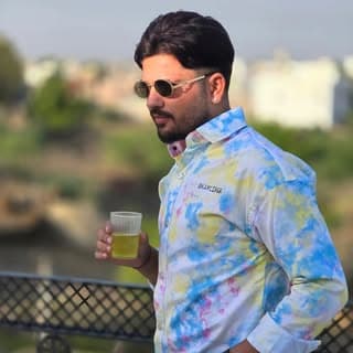 VaSu OjHa😎