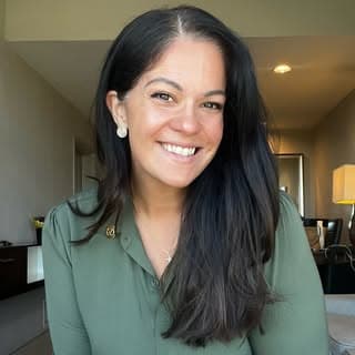 Elizabeth Almaguer