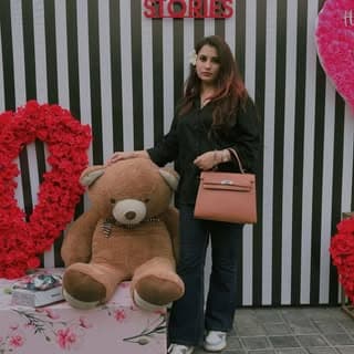 AnjAli Mishra