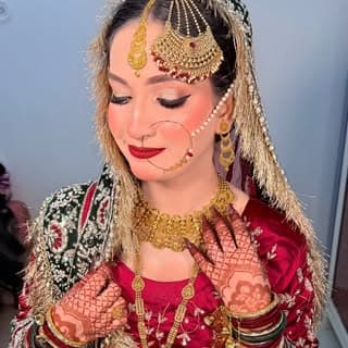 zaisha khan_The makeup artist
