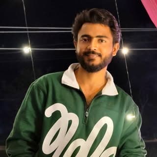 𝘢𝘬𝘢𝘴𝘩 𝘴𝘪𝘯𝘨𝘩(sonu)🇮🇳