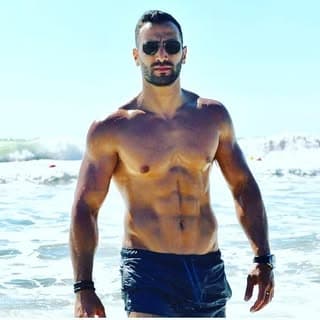 Personal Trainer Qatar🇶🇦 مدرب لياقه بدنيه وفنون قتاليه