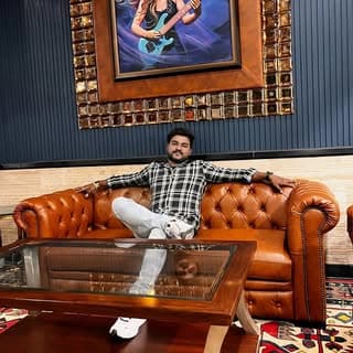 ⚡Rabindra⚡