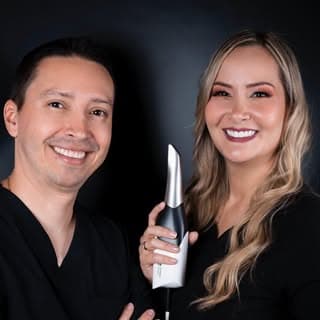 DENTOCLUB Dr. Angela Castro & Dr. Diego Castro