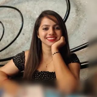 Kajal Karunakar | Henna Artist | United Kingdom ๐ฌ๐ง