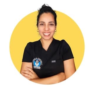 Angela Castro | Grooming Profesional