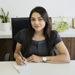 Dr Pooja Arora