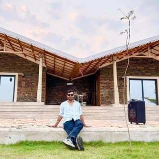 Deevyang Chouhan
