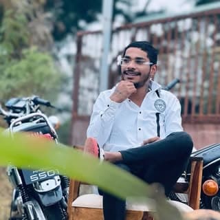 प्रेम कोळेकर 👑😈✌️