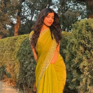 Saloni Chauhan