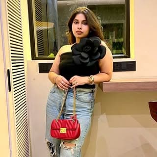 Sananya ๐ฆ