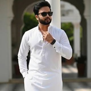 Ayan Khan