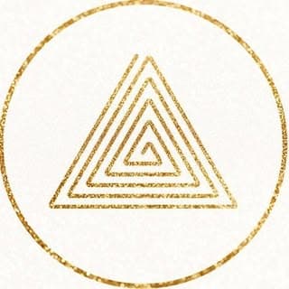 GOLDEN PYRAMIDS DESIGN
